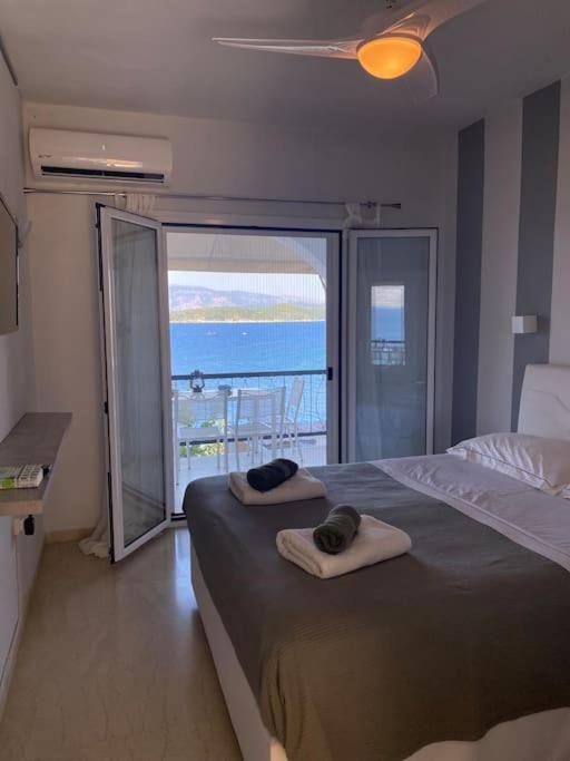 Summer Senses In Kassiopi Ngoại thất bức ảnh